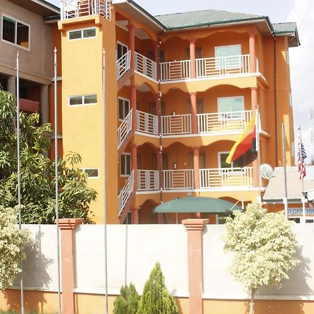 Jostev Hotel Kumasi Eksteriør billede